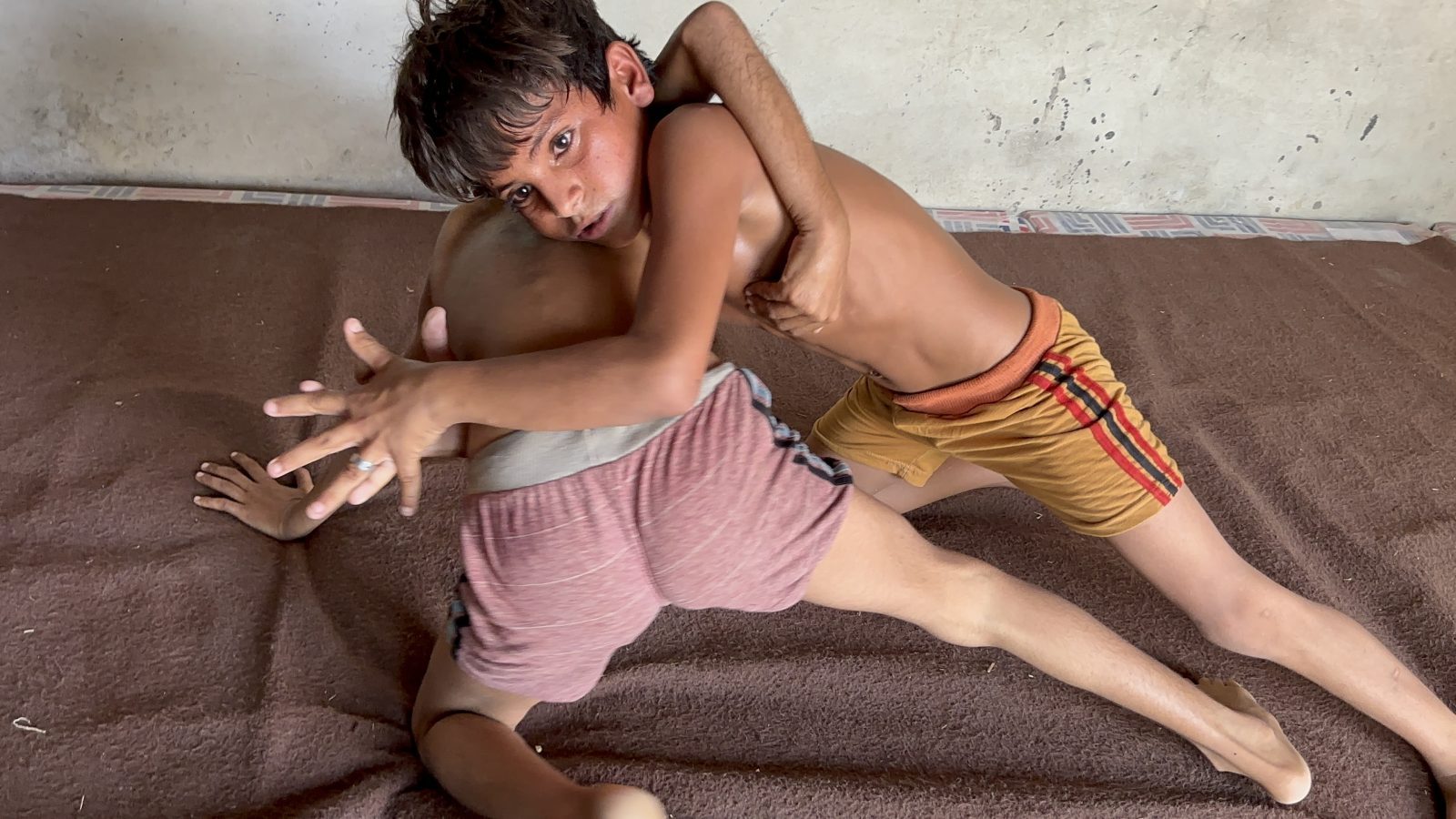 Shahzaib vs Muzamil 19 Minutes of Very Hard Fighting Kids DVD